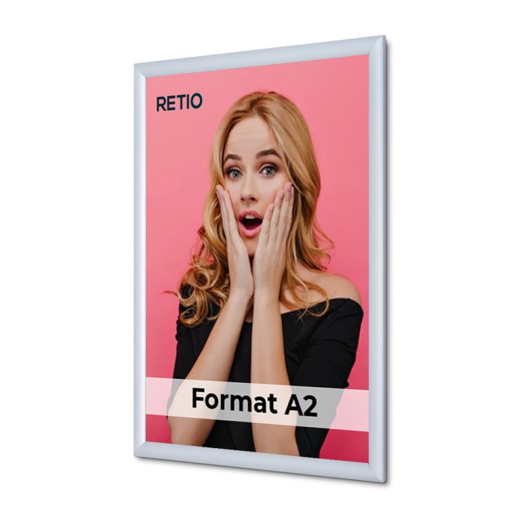 Ramka zatrzaskowa KRAST A2 (42,0 x 59,4 cm) aluminiowa srebrna z ostrym prostym narożnikiem i certyfikatem trudnopalności rama ramka plakatowa OWZ ścienna na plakat na zdjęcia profil 25 mm