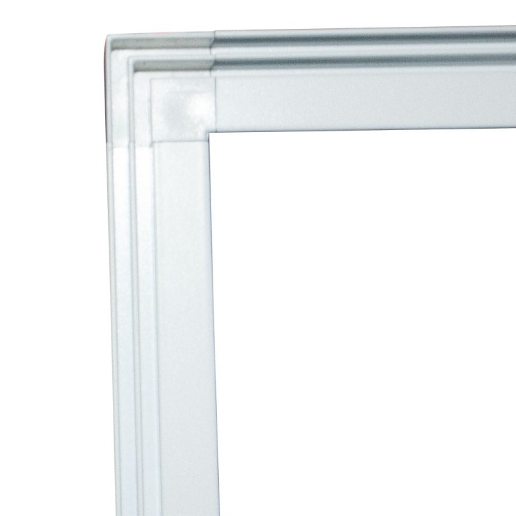 Aluminiumprofile des beleuchteten Leuchtkastens
