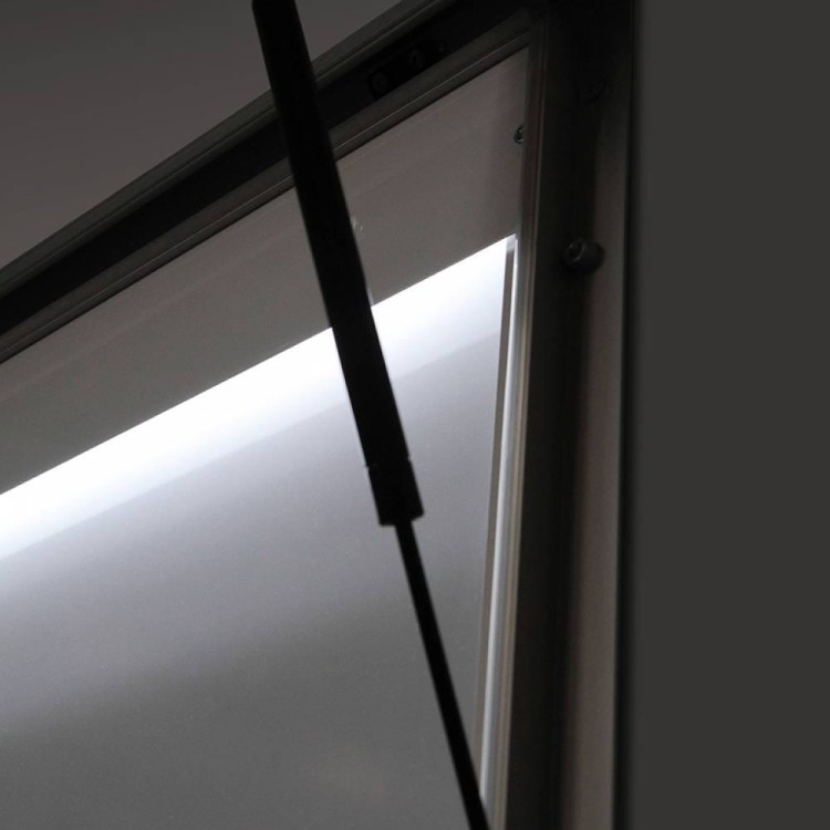 Zewnętrzna gablota magnetyczna ILLUMO 15xA4 124x116 cm z podświetleniem LED zamykana na kluczyk do użytku zewnętrznego gablota zewnętrzna gablota ogłoszeniowa gablota informacyjna tablica ogłoszeń tablica informacyjna