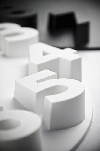 Zegar ścienny MAURO biały z logo