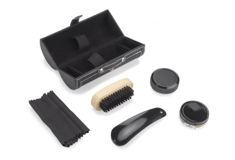 Zestaw do czyszczenia obuwia SHINBO czarny z logo