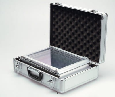 Stojak reklamowy Zed-Up Lite na ulotki A4 z walizką transportową