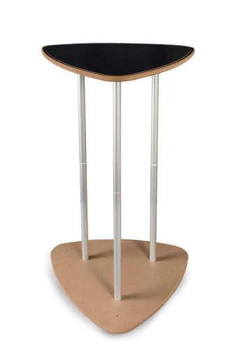 Dreieckiger Textilstandrahmen von vorne