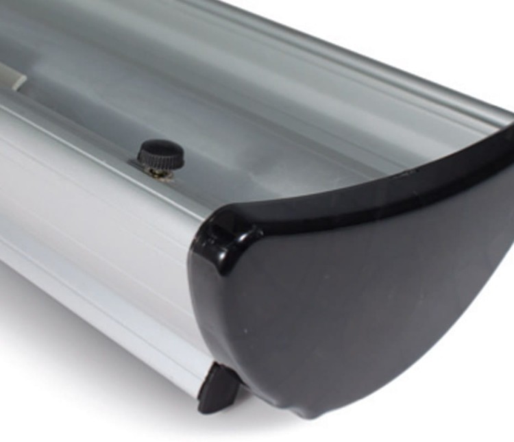 Kaseta - Rollup Barracuda 240 x 200 cm stojak reklamowy rozwijany z opcją wydruku