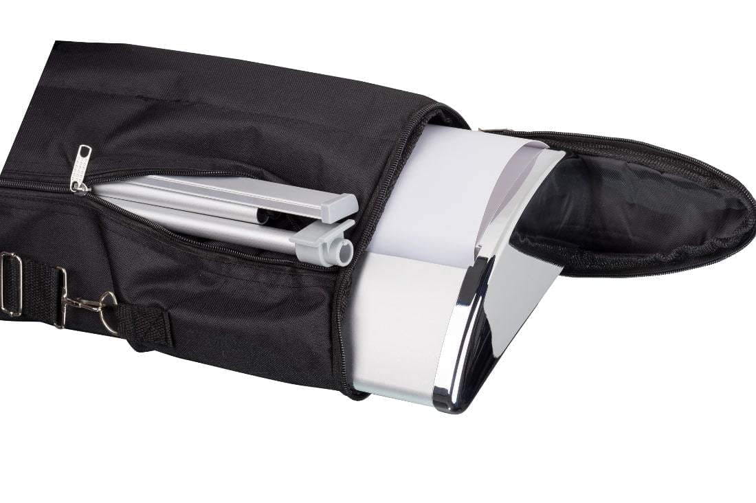 Professional, high-quality transport bag for the tear roll-up